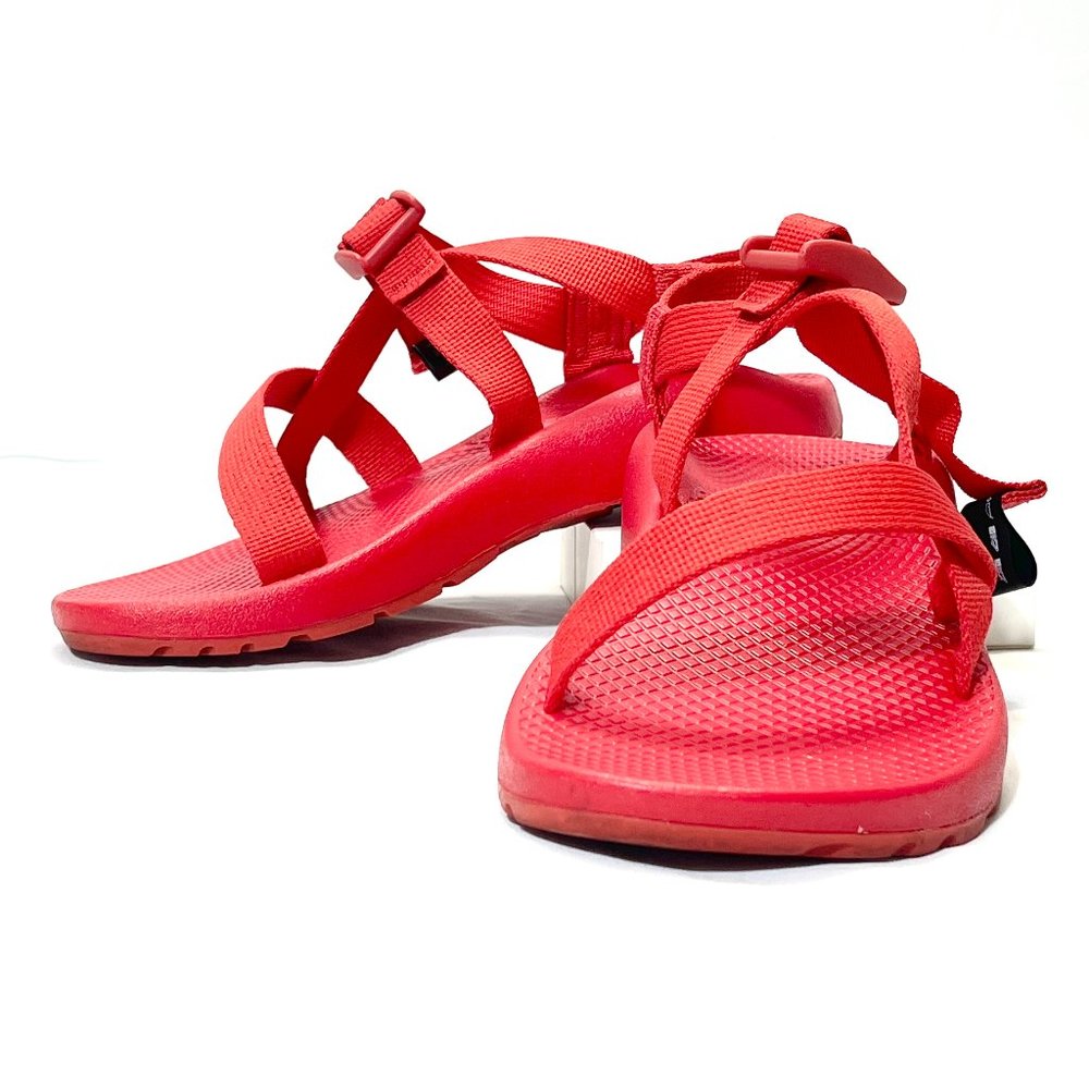 Chaco Women's Size 7 Hiking Sandals Sport Strappy Red Toe Loop Water